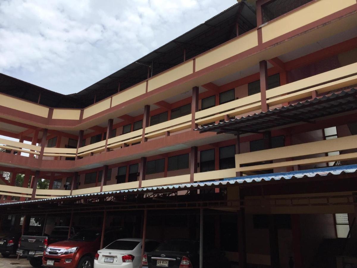 Sataya Apartment Maha Sarakham Exterior photo
